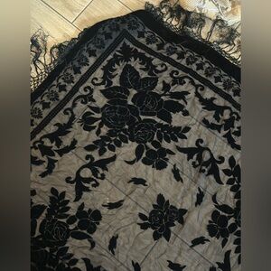 Velvet Shoulder Wrap